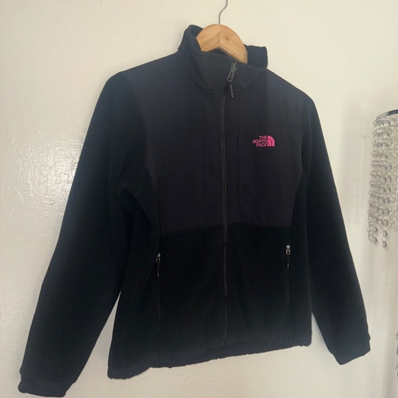 The North Face Black Breast Cancer Awareness Denali Fleece Jacket Size S… - Picture 5 of 16
